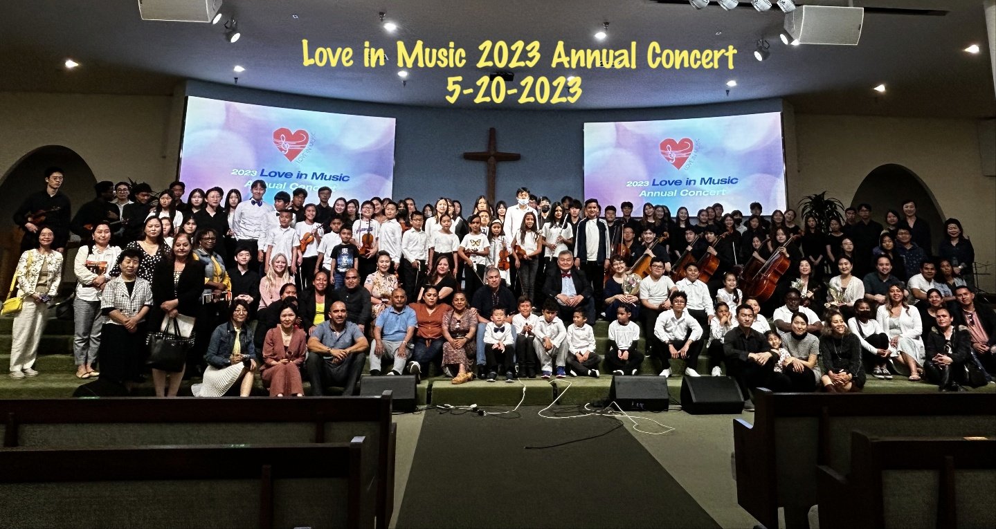 LM 2023 Concert Group Photo 1.jpg