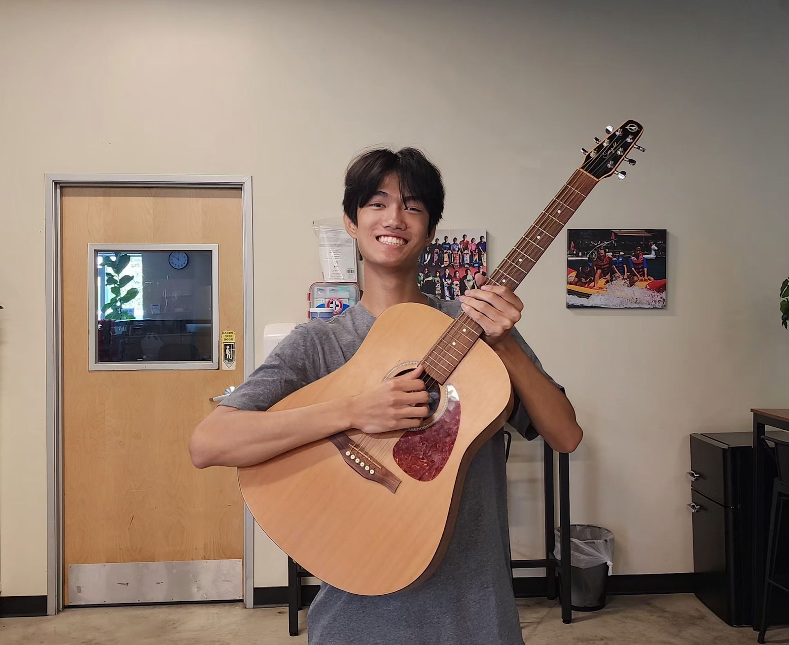 Jeremy Shim (Piano/Guitar)