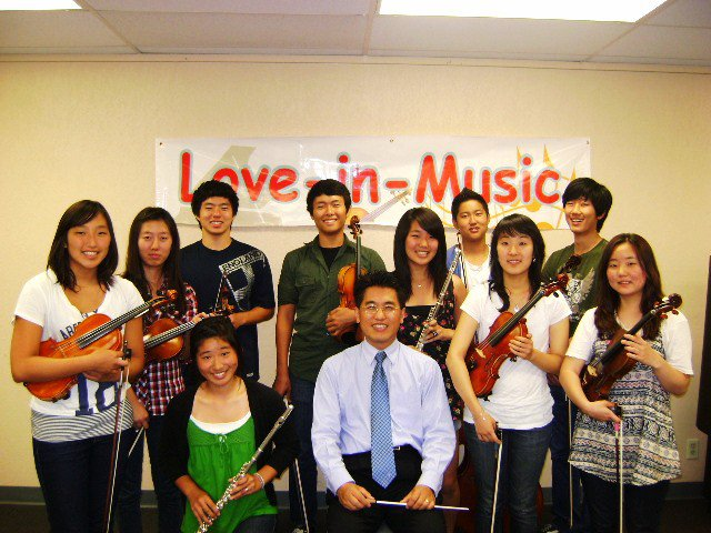 Love in Music Volunteers Photo (11-13-2010)